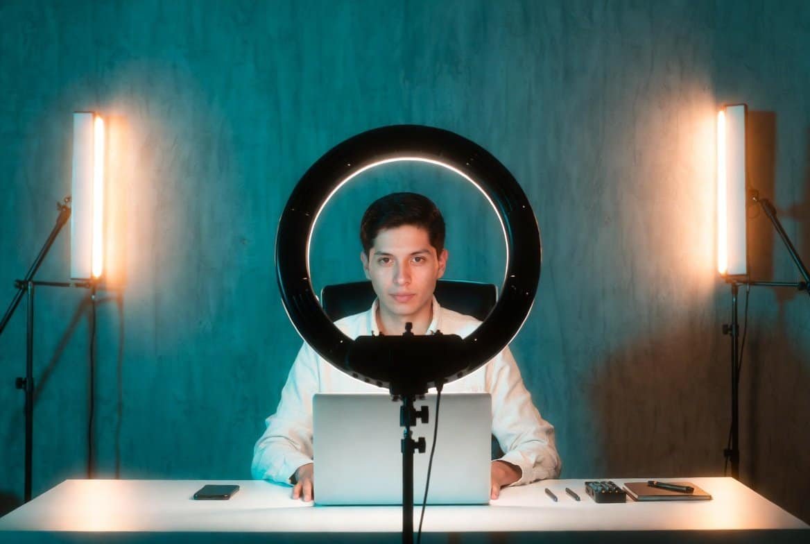 Mejores Luces Inteligentes y Ring Lights para Videollamadas y Streaming en 2026